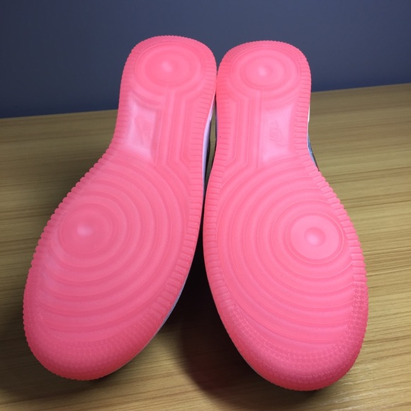 Nike Air Force 1 ‘07 AT4143-400, Men 6.5, Women 8 - Picture 7 of 8